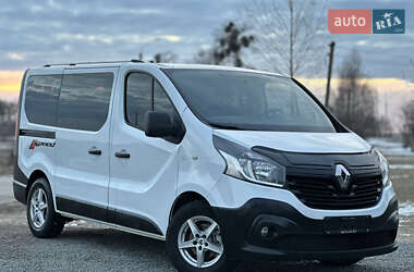 Минивэн Renault Trafic 2015 в Дубно