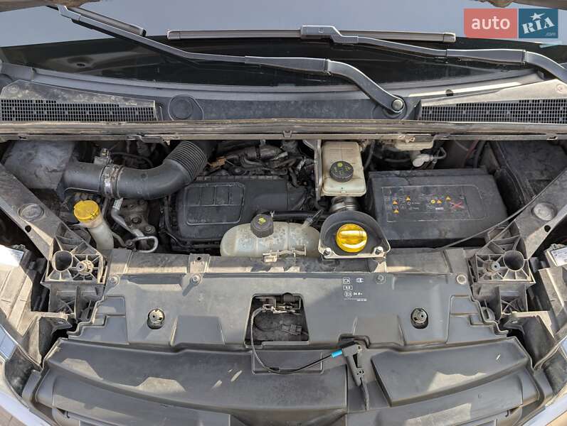 Минивэн Renault Trafic 2016 в Львове
