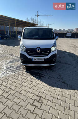 Вантажний фургон Renault Trafic 2018 в Хмельницькому