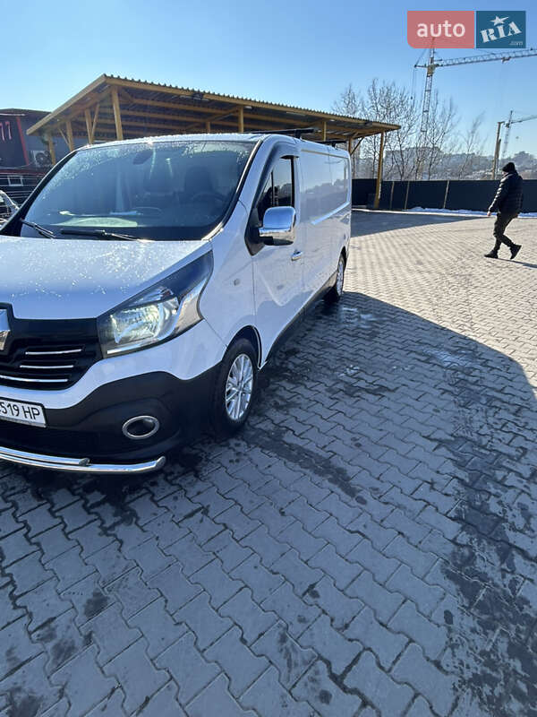 Вантажний фургон Renault Trafic 2018 в Хмельницькому