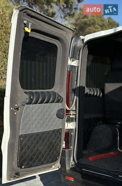 Минивэн Renault Trafic 2015 в 