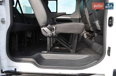 Мінівен Renault Trafic 2021 в 