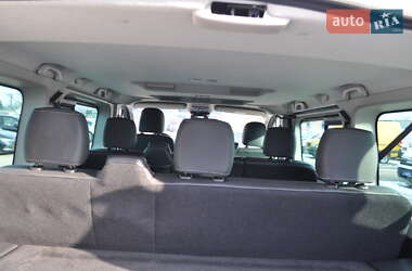 Мінівен Renault Trafic 2021 в 