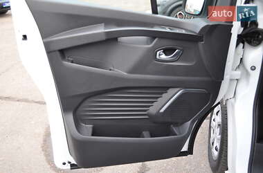 Мінівен Renault Trafic 2021 в 
