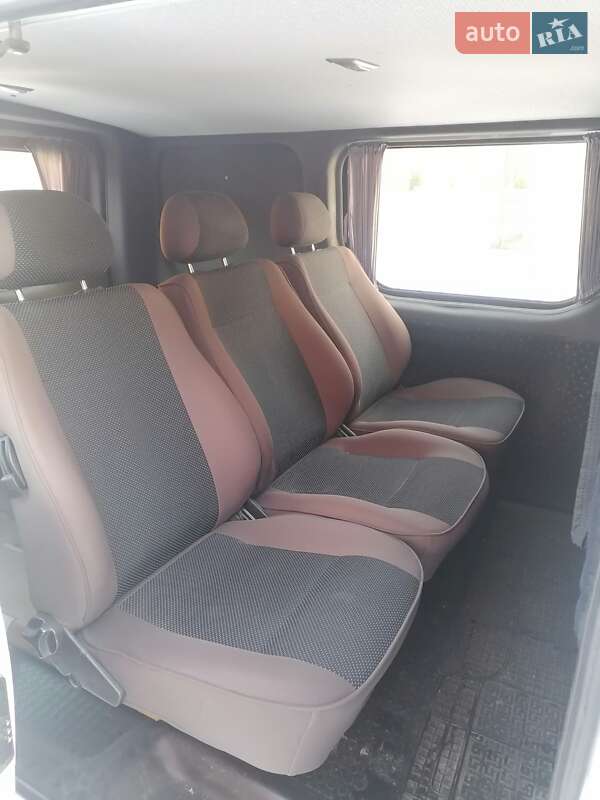 Минивэн Renault Trafic 2006 в Киеве