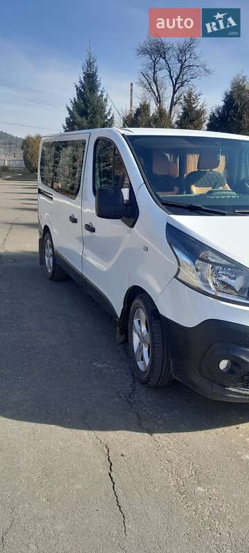 Минивэн Renault Trafic 2015 в Старом Самборе фото 3 Минивэн Renault Trafic 2015 в Старом Самборе