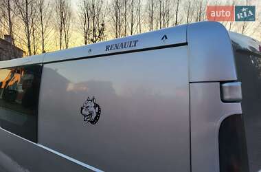 Мінівен Renault Trafic 2005 в 