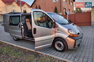 Мінівен Renault Trafic 2005 в 