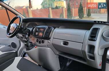 Мінівен Renault Trafic 2005 в 