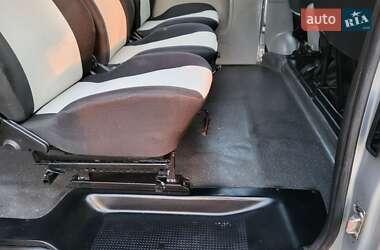 Мінівен Renault Trafic 2005 в 