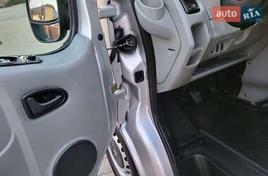 Мінівен Renault Trafic 2005 в 