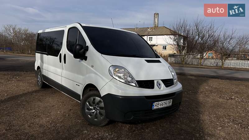 Минивэн Renault Trafic 2014 в Казатине