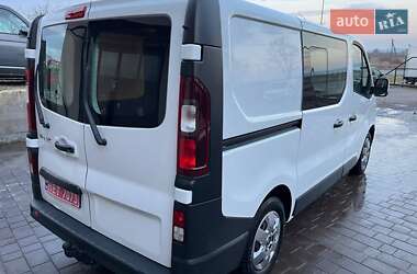 Минивэн Renault Trafic 2015 в Дубно