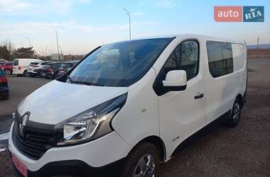 Мінівен Renault Trafic 2015 в Дубні