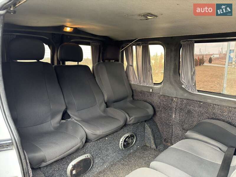Мінівен Renault Trafic 2001 в Яворові