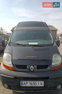 Минивэн Renault Trafic 2004 в Доброполье