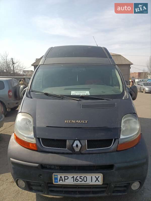 Renault Trafic 2004