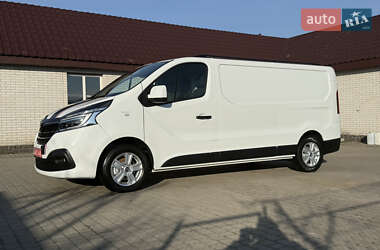 Грузовой фургон Renault Trafic 2020 в 
