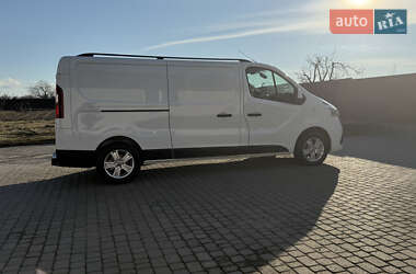 Грузовой фургон Renault Trafic 2020 в 