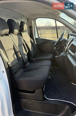 Грузовой фургон Renault Trafic 2020 в 