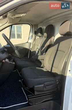 Грузовой фургон Renault Trafic 2020 в 