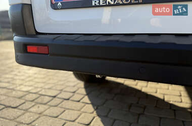 Грузовой фургон Renault Trafic 2020 в 