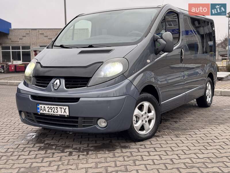 Мінівен Renault Trafic 2010 в Хмельницькому