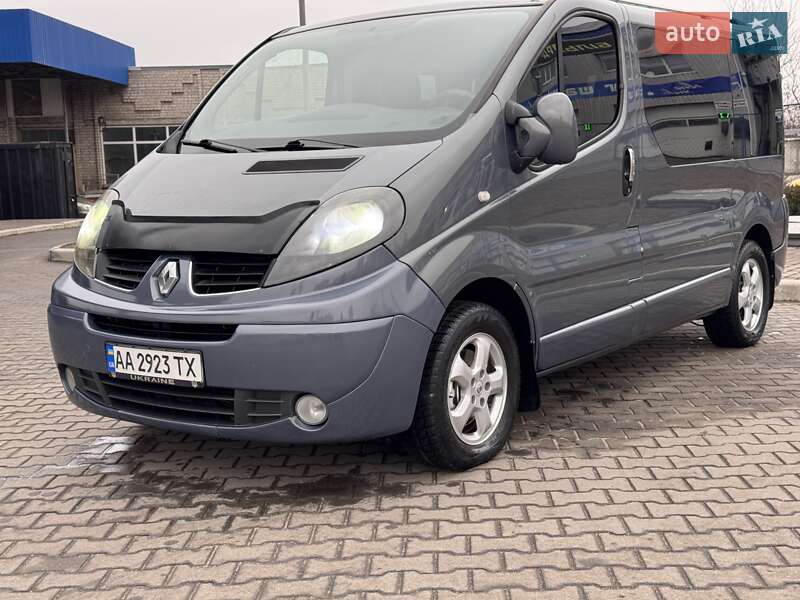 Мінівен Renault Trafic 2010 в Хмельницькому