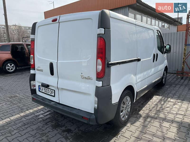 Грузовой фургон Renault Trafic 2007 в Киеве