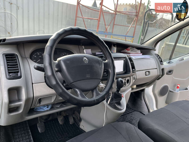 Грузовой фургон Renault Trafic 2007 в Киеве
