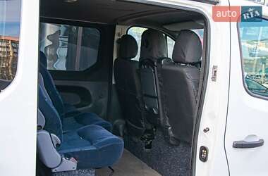 Минивэн Renault Trafic 2017 в 