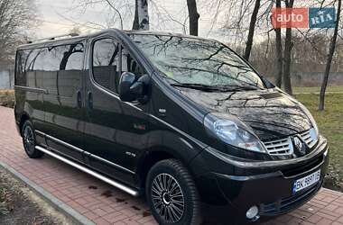 Минивэн Renault Trafic 2013 в 