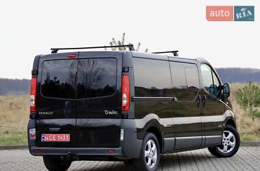 Минивэн Renault Trafic 2014 в 