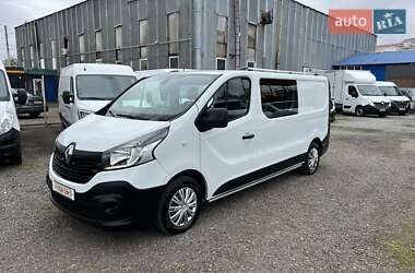 Грузопассажирский фургон Renault Trafic 2018 в 