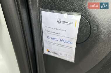 Грузопассажирский фургон Renault Trafic 2018 в 