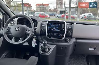 Грузопассажирский фургон Renault Trafic 2018 в 