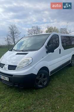 Минивэн Renault Trafic 2007 в 