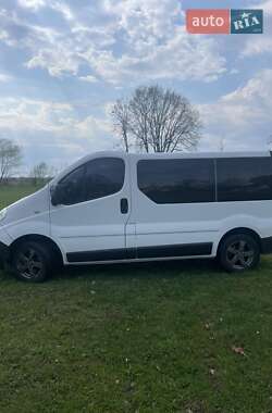 Минивэн Renault Trafic 2007 в 