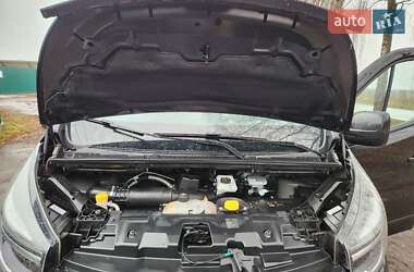 Грузовой фургон Renault Trafic 2020 в 