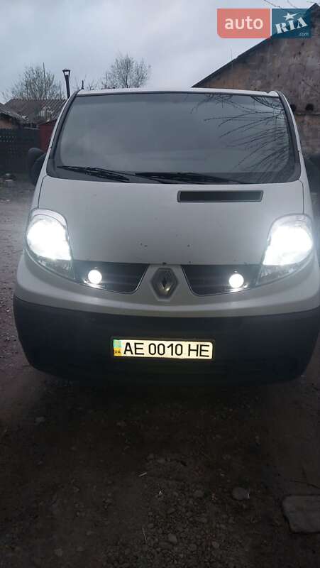 Минивэн Renault Trafic 2008 в Днепре