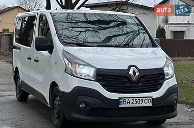 Мінівен Renault Trafic 2016 в 