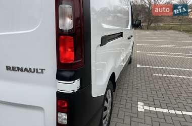 Грузовой фургон Renault Trafic 2020 в 