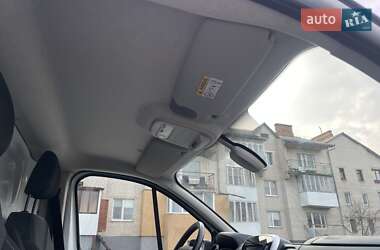 Грузовой фургон Renault Trafic 2020 в 
