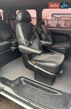 Минивэн Renault Trafic 2017 в 