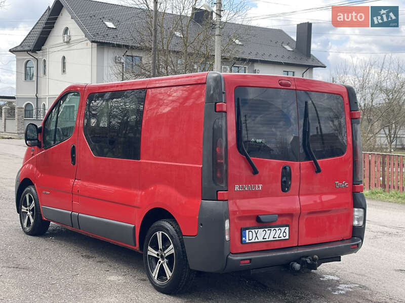 Мінівен Renault Trafic 2003 в Калуші