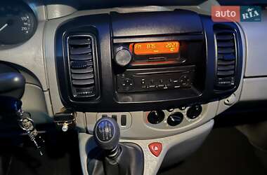 Мінівен Renault Trafic 2006 в 