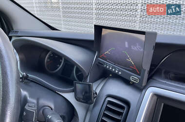 Мінівен Renault Trafic 2011 в 