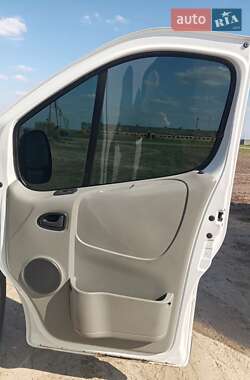 Грузовой фургон Renault Trafic 2005 в 