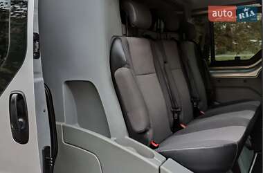 Минивэн Renault Trafic 2013 в 