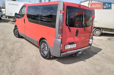 Минивэн Renault Trafic 2005 в 
